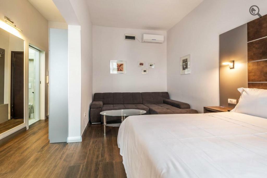 Passion Downtown Suite Belgrád Kültér fotó